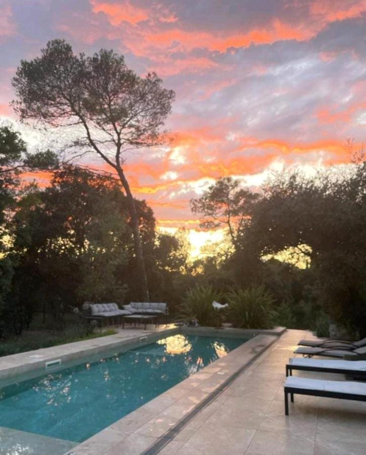 La Villa Kalliste Vacquieres  Экстерьер фото